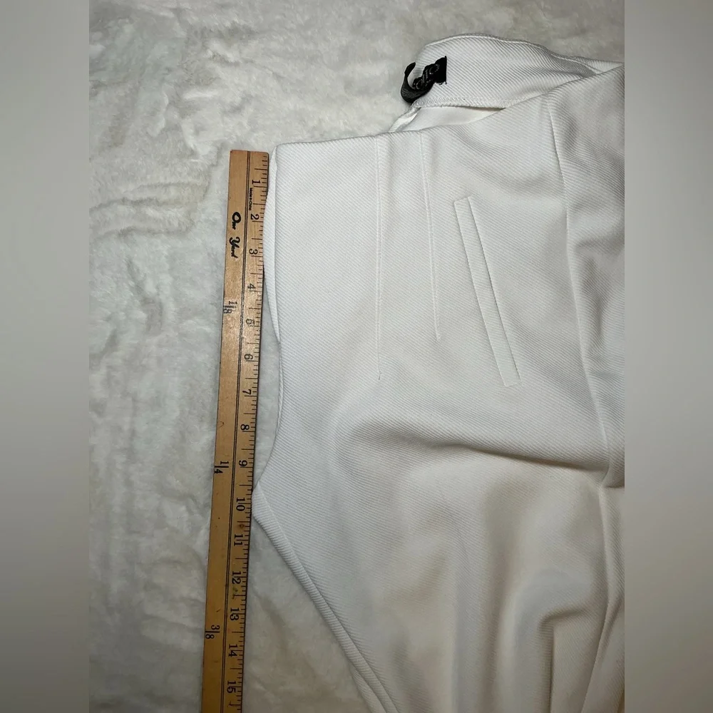 Elegant White Trousers - Picture 6 of 6